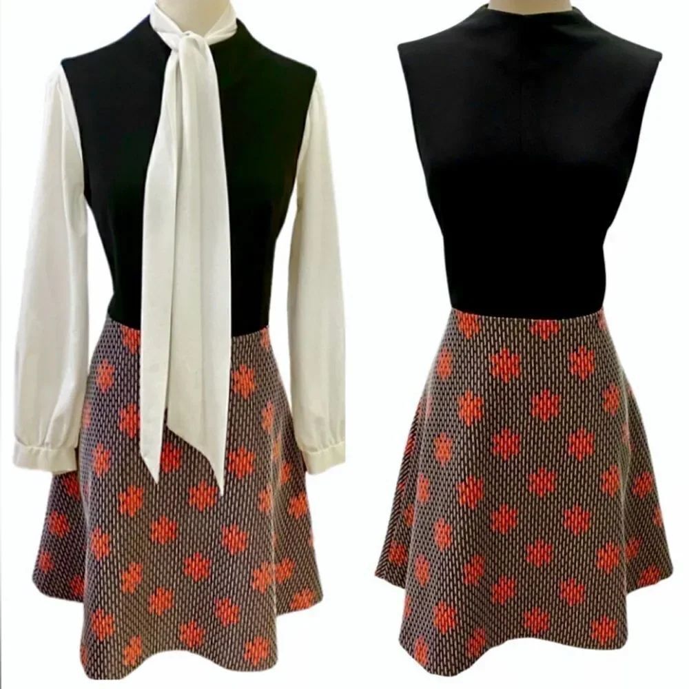 Vintage Handmade One of a Kind 1960s 1970s Mod Mock Neck Floral Print GoGo Dress